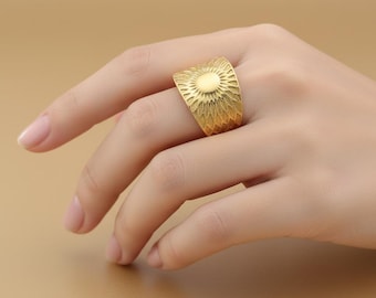Gold Sunburst Wide Band Ring, Celestial Sun Statement Ring, Boho Textured Gold Ring, Sun Jewelry Gift for Her, Minimalist Wide Gold Band