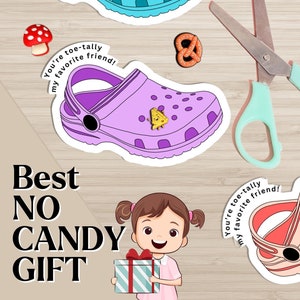 Kinder No-Candy Klassenzimmer Freunde Valentinstag Austauschgeschenk, druckbare DIY Jibbitz Clog Schuhanhänger Karten, Jungen und Mädchen Schulpartyklasse Favor