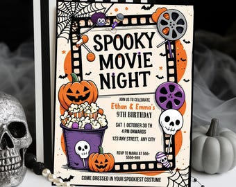 Könnte beinhalten: Eine Halloween-Einladung mit dem Text "Spooky Movie Night". Das Design umfasst Kürbisse, Popcorn, einen Totenkopf und eine Filmrolle. Die Einladung ist für Ethan & Emmas 9. Geburtstag am 30. Oktober.