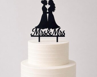 Bridesmaid cake topper with Mrs&Mrs writing