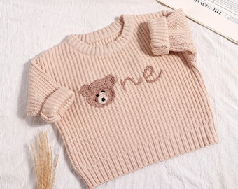 Suéter personalizado de urso de tricô creme para o primeiro aniversário do bebê, suéter bordado à mão para o primeiro aniversário, presente de aniversário para bebê