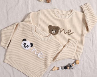 Suéter personalizado de urso de tricô creme para o primeiro aniversário do bebê, suéter de aniversário bordado à mão, suéter de bebê para o primeiro aniversário