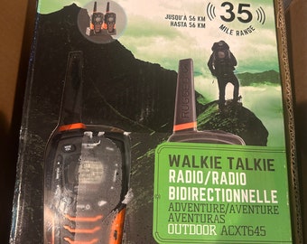 Cobra ACXT645 HD walkie-talkie radios