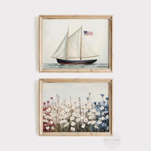 Peut inclure: Deux impressions d'art encadr&eacute;es. L'impression sup&eacute;rieure repr&eacute;sente un voilier avec un drapeau am&eacute;ricain. L'impression inf&eacute;rieure montre un champ de fleurs blanches avec des accents rouges et bleus. Les deux impressions sont dans des cadres en bois.