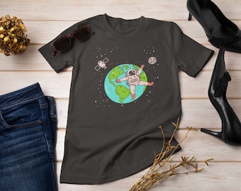 Space Man Crewneck T-shirt, Astronaut Hoodie, Astronaut Sweatshirt