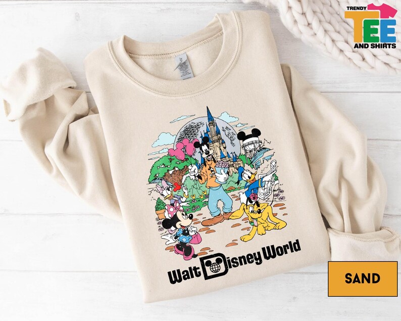 T-shirt Walt Disney World, t-shirt rétro Magic Kingdom Mickey Minnie Donald Daisy Dingo Pluto, chemise familiale de vacances Disney image 3