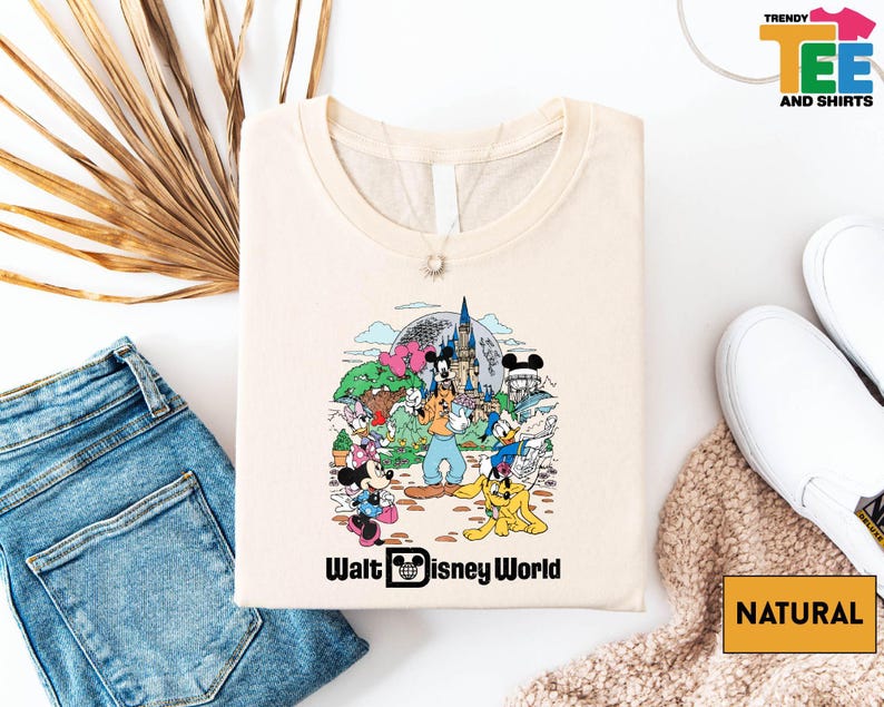 T-shirt Walt Disney World, t-shirt rétro Magic Kingdom Mickey Minnie Donald Daisy Dingo Pluto, chemise familiale de vacances Disney image 2