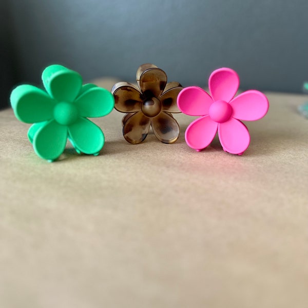 Floral Flower Claw Clip