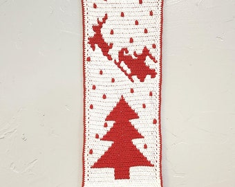 Christmas Wall Hanging Crochet Pattern: Santa's Sleigh, Reindeer, Tree (PDF Pattern)