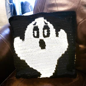 Ghost Crochet Pattern / Crochet Ghost Pattern / Boo Crochet Pattern / Halloween Crochet Pillow / Crochet Halloween Pillow / Ghost Pillow