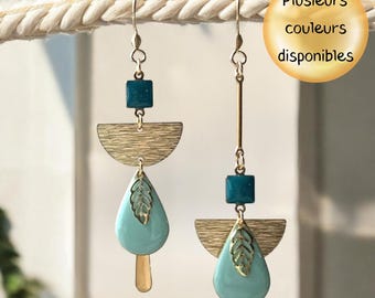 Asymmetrical mismatched boho chic gold earrings - teardrop and small leaf - for women or girls - French designer