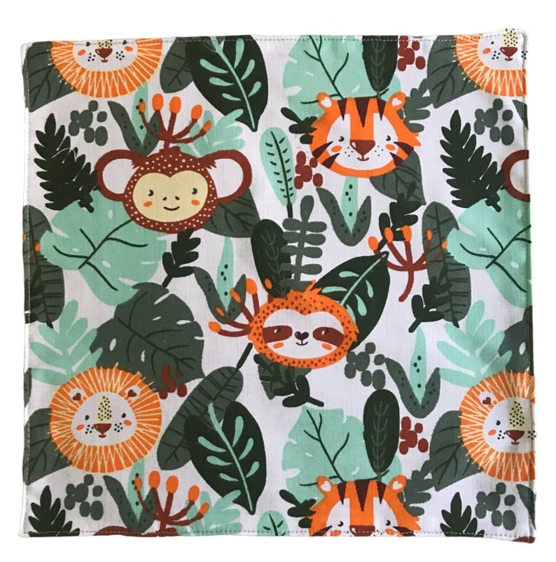 Serviette de table en coton doublée nid d'abeille personnalisable pour enfant école maternelle cantine rentrée scolaire animaux orange/vert