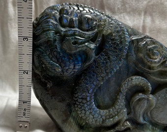 ラブラドライトのドラゴン彫刻 - Etsy 日本
