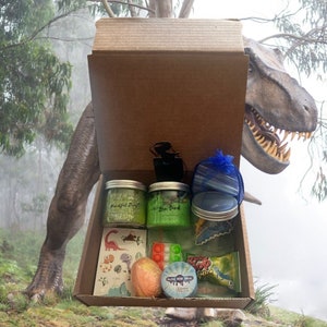 Dinosaurier-Entdeckungs-Box, beschäftigte Box mit sensorischem Spiel für Kinder 4-12, Achtsamkeits-Teig, Zen-Sand, Geschenke für Kinder