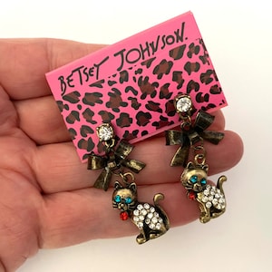 Vintage BETSEY JOHNSON CAT W/bow Rhinestone Earrings W/posts Cat