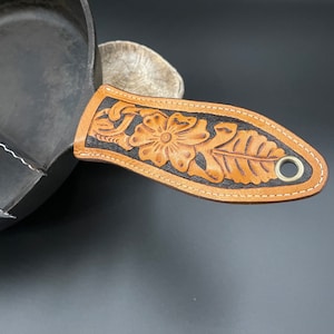 Leather cast iron skillet cover. western pot handle holder.