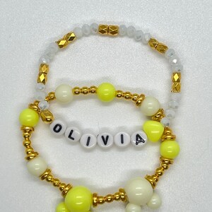 Musse Pigg Armband Guldstapel / Personligt Armband / Musse Pigg Armband / Anpassat Armband / Armgodis