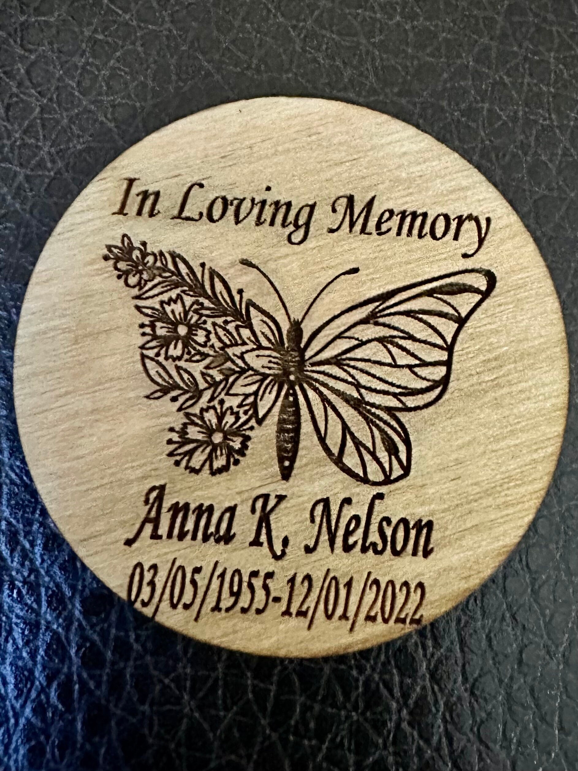 Israel star of David Personalized Funeral Favor - Engraved Wood 2 inch Memorial Token to give guests at wakes and visitations.