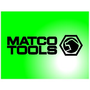 Può includere: Il logo MATCO TOOLS è visualizzato su uno sfondo sfumato verde brillante. Il testo "MATCO TOOLS" è in grassetto, lettere maiuscole nere. A destra del testo c'è una grafica esagonale in bianco e nero di una mano che tiene un attrezzo.