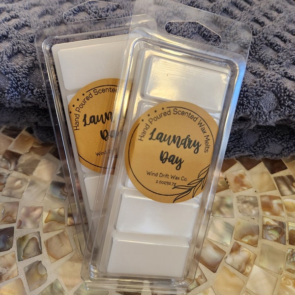 Laundry Day- Crisp and Clean - Laundry Day Scented Wax Melt with Fresh Linens and Clean Cotton Sweater Fragrance. Wax melts for wax warmer.