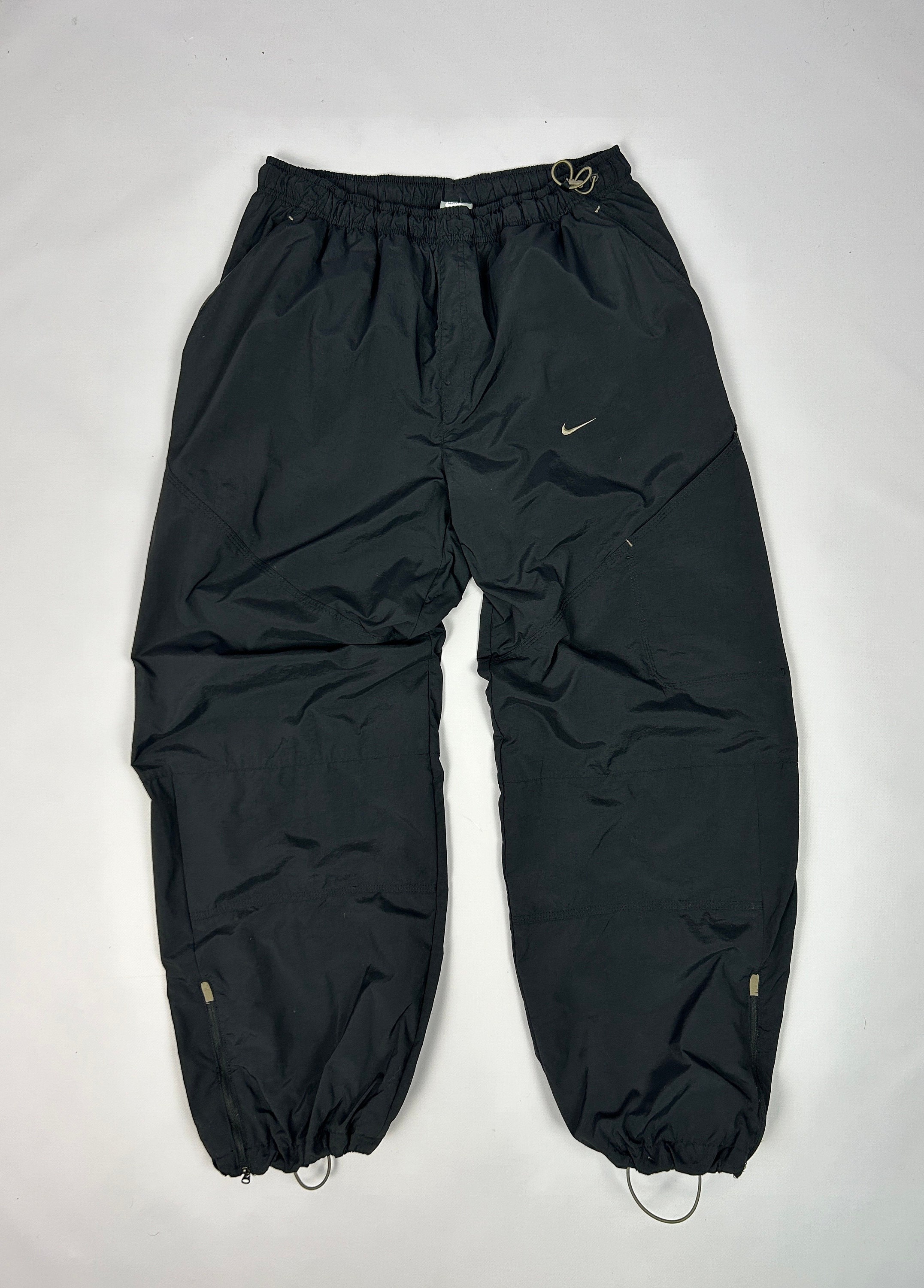 Vintage Nike Nylon Track Pants Black Embroided Logo Swoosh Vintage Nike Nylon Track Pants Black Embroided Logo Swoosh