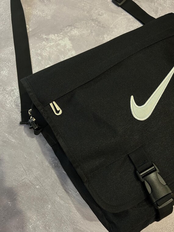 Nike Vintage Messeneger Shoulder Center Logo Bag 90s Y2k - Etsy Nike Vintage Messeneger Shoulder Center Logo Bag 90s Y2k - Etsy