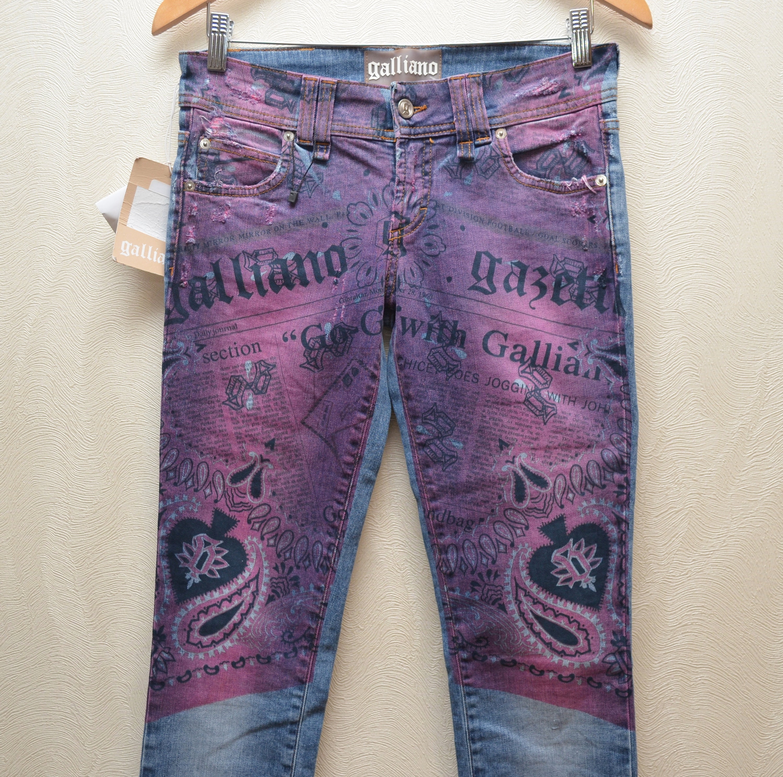 John Galliano Newspaper Print Jeans Big Logo Size IT42 EU28 John Galliano Newspaper Print Jeans Big Logo Size IT42 EU28