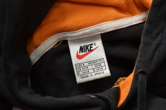 Nike Vintage Big Embroided Logo Hoodie 90s Y2k Size S-M P2P Nike Vintage Big Embroided Logo Hoodie 90s Y2k Size S-M P2P