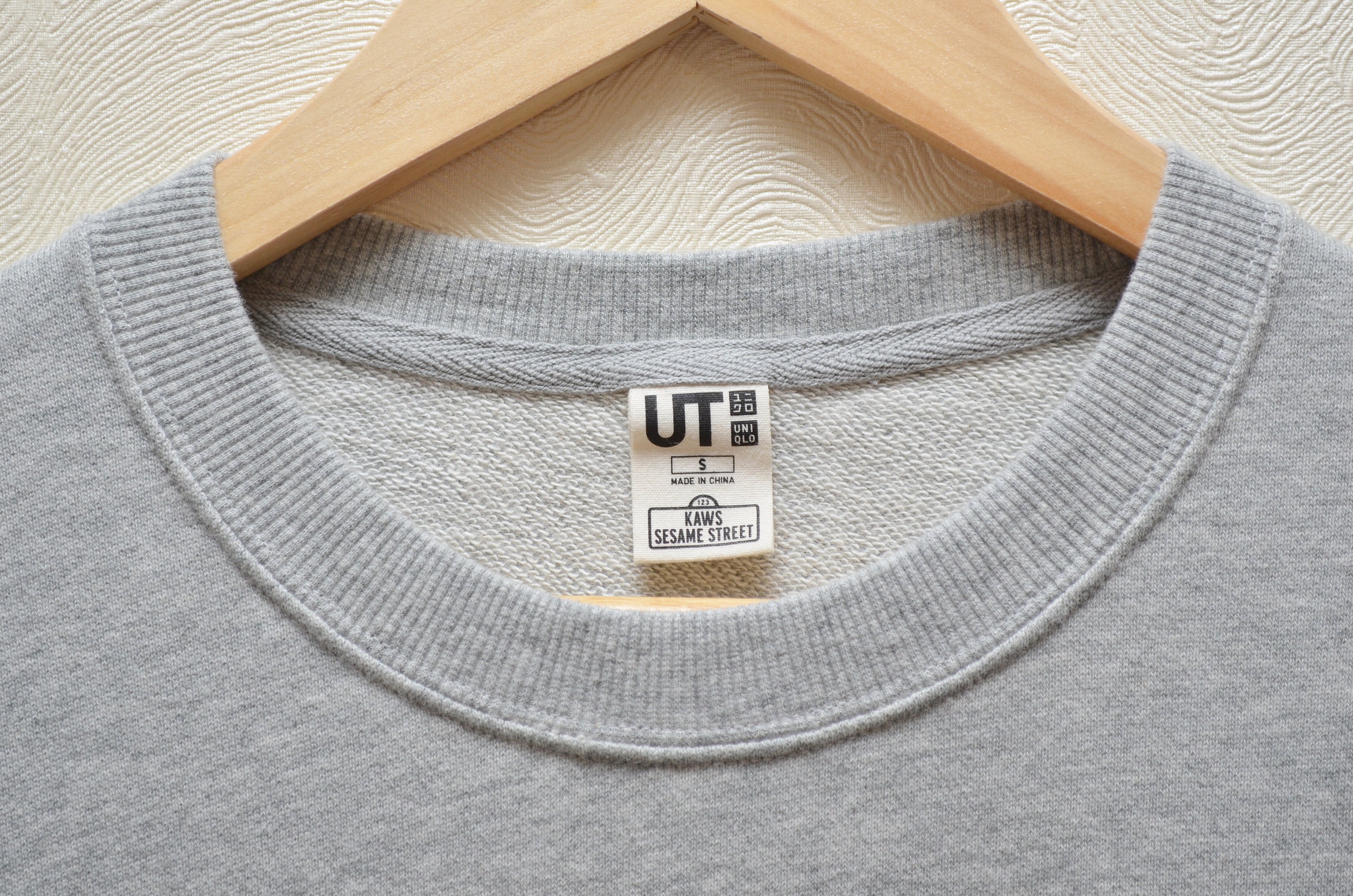 soy soy様 WASHED EFFECT TEXT PLUSH SWEATSHIRT - Blue | ZARA United States