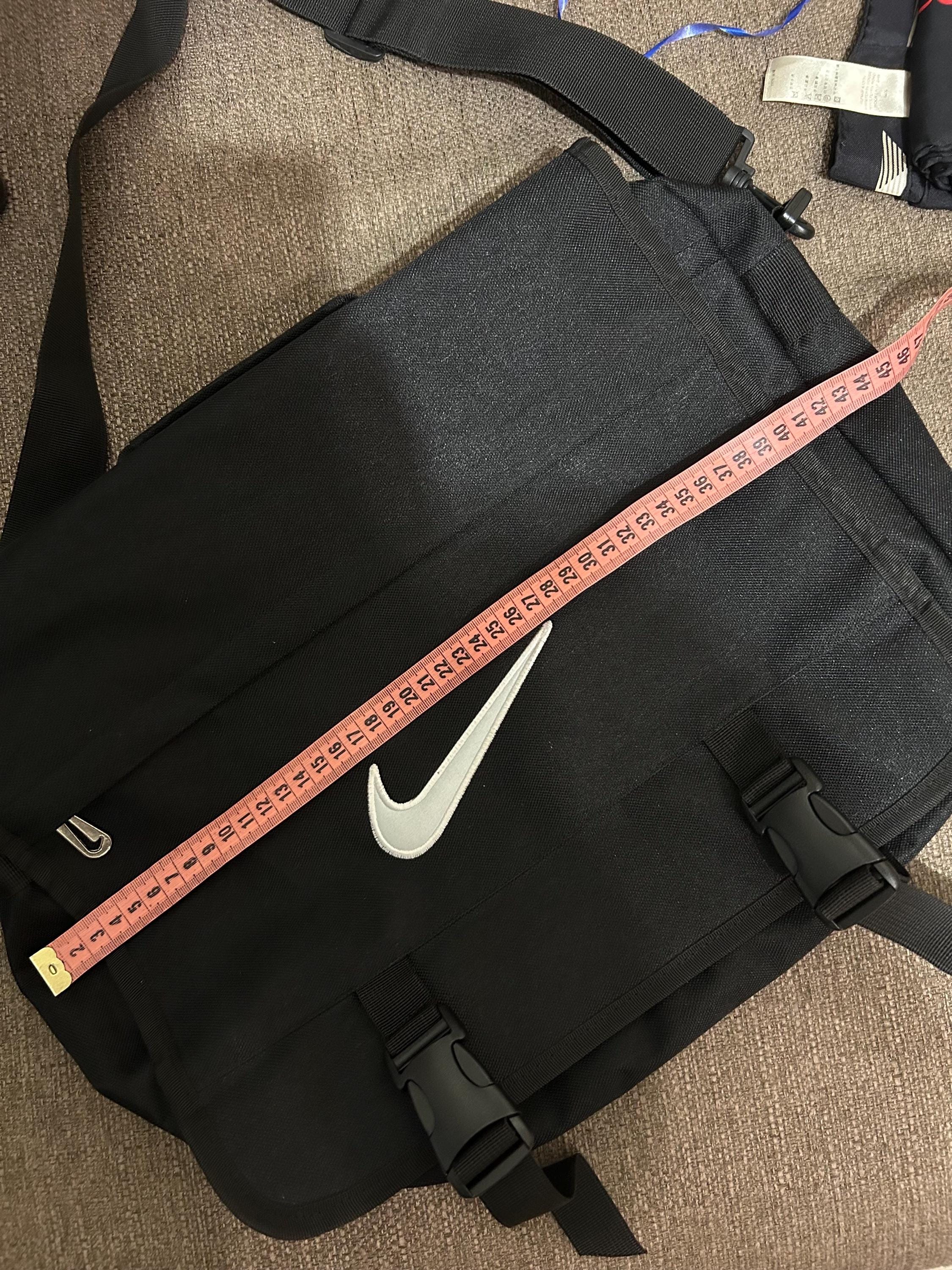 Nike Vintage Messeneger Shoulder Center Logo Bag 90s Y2k - Etsy Nike Vintage Messeneger Shoulder Center Logo Bag 90s Y2k - Etsy