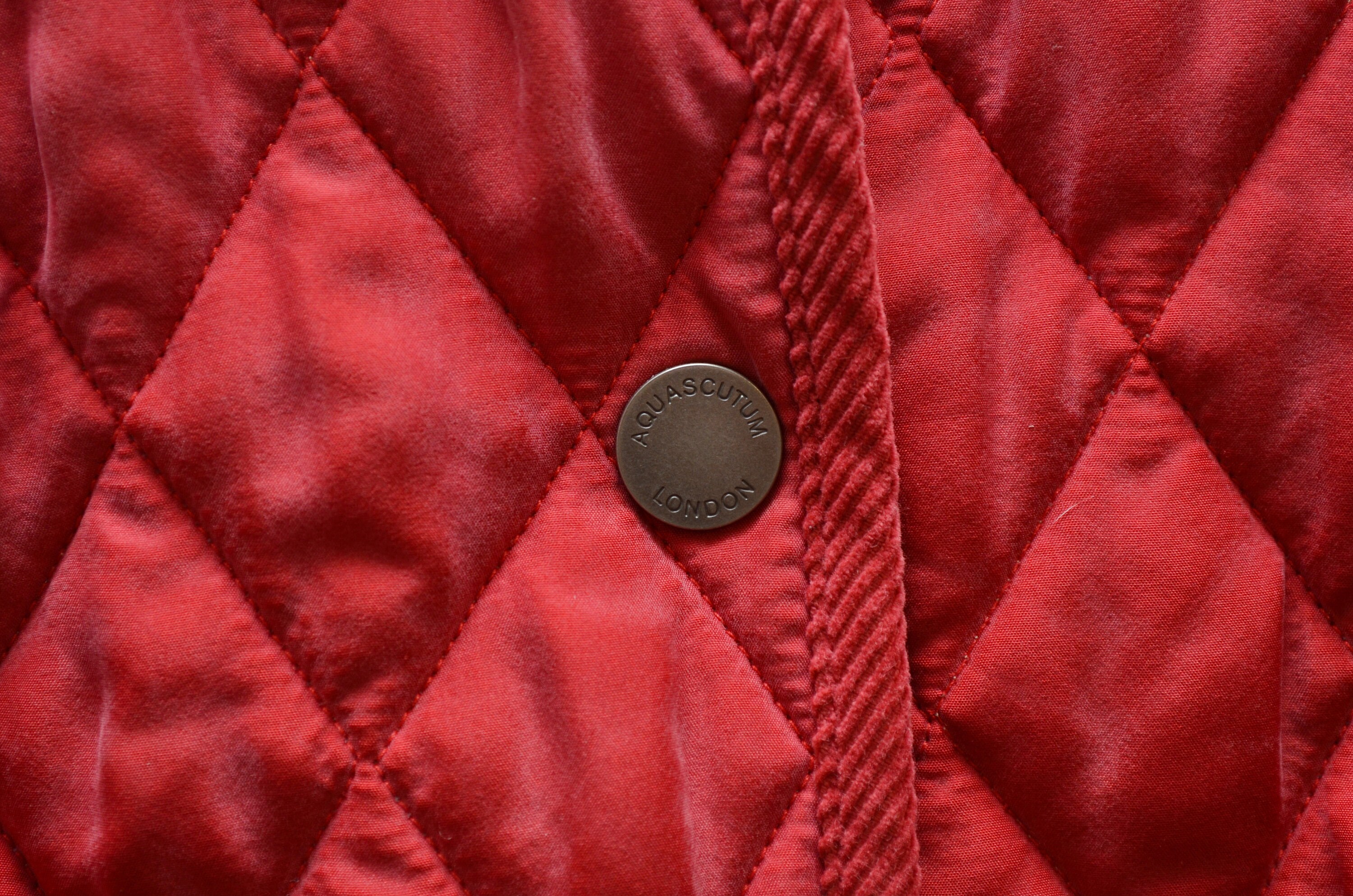 Veste Matelassée AQUASCUTUM En Soie Rouge - Taille M 10-12 - Neuf Avec étiquette