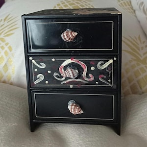 Japanese jewelry box