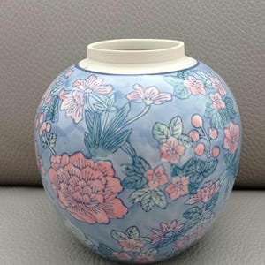 Blue and pink Chinese vase