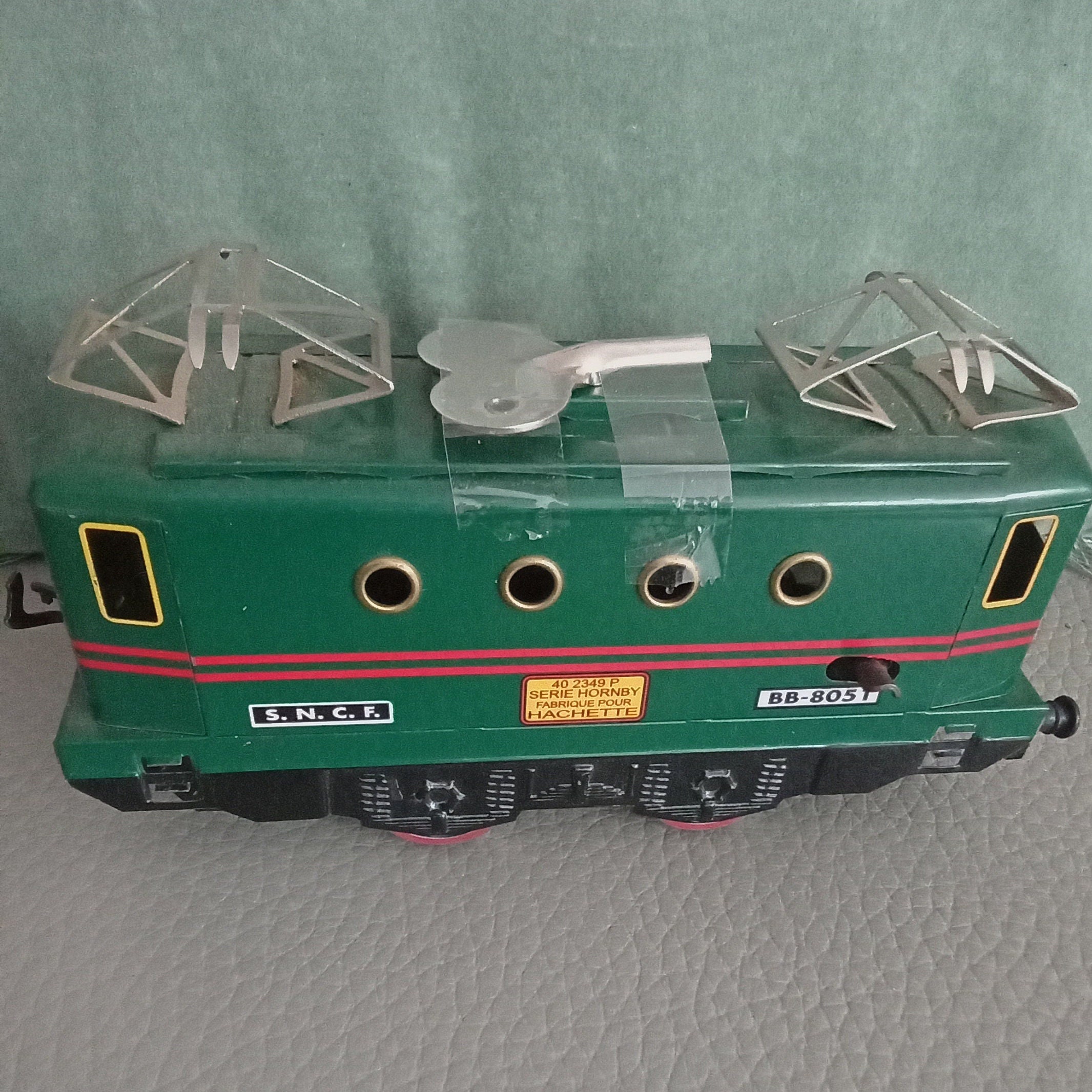 Locomotive Hornby SNCF BB-8051 – Modélisme Ferroviaire – État D'occasion