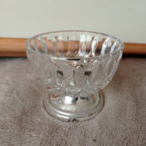 Crystal footed compote bowl