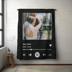 Couple&#39;s Photo Love Song Playlist Sherpa Blanket Gift, Custom Couple Song Music Blanket, Romantic Music Gifts, Custom Couple Picture Blanket