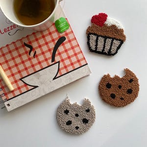 Coaster Punch Needle Kit,  3Pcs Punch Embroidery Kit, Punch Needle Coaster, Beginner Level Punch Needle Kit,  Embroidery Hoop Art