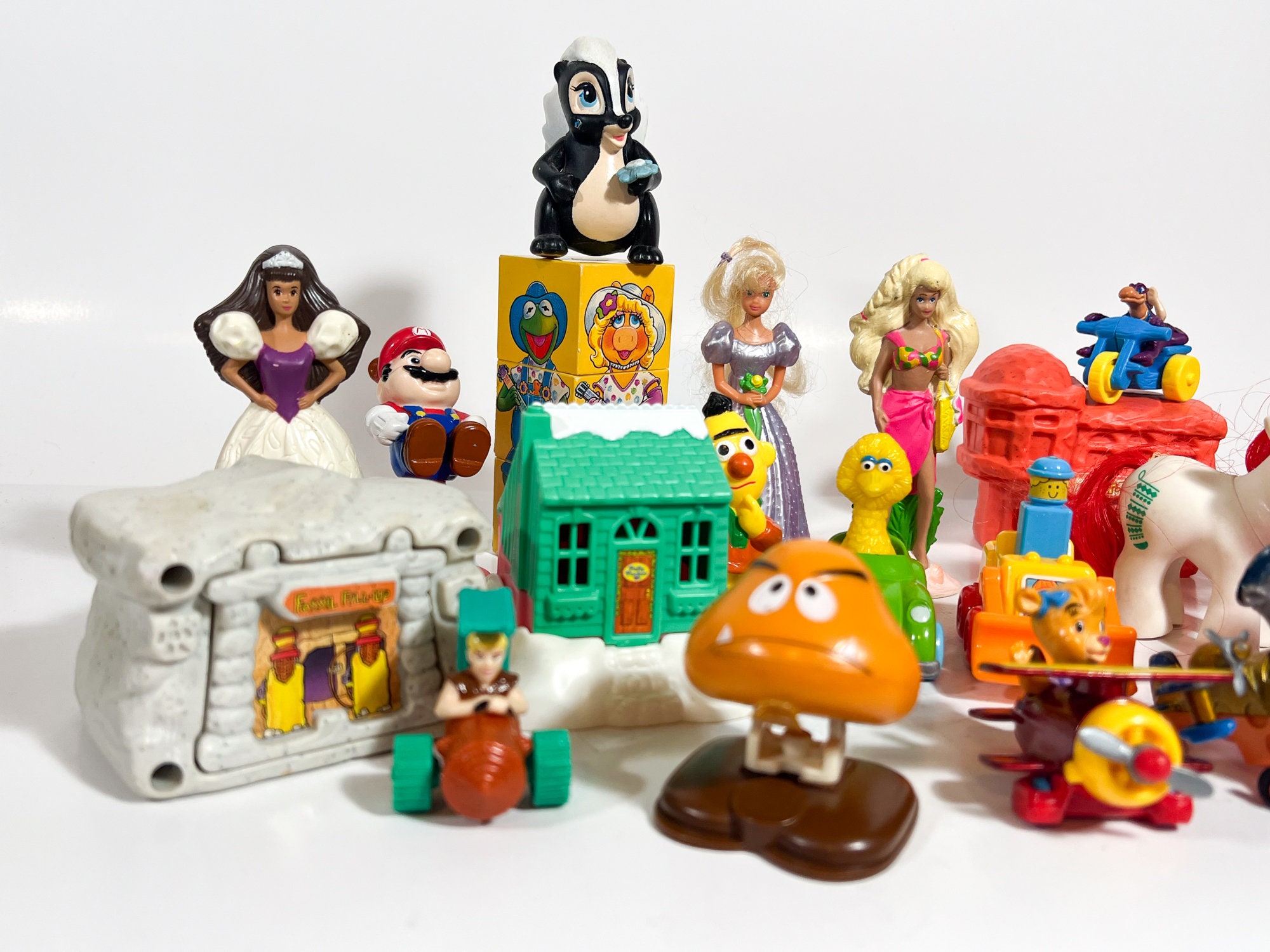 lot-of-assorted-90s-fast-food-toys-mcdonalds-happy-meal-burger-king