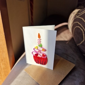 Combinatie van 2 quilling-wenskaarten - thema bloemen en verjaardagstaarten (6 x 9 cm)