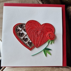 Carte de voeux quilling - mariage heureux - fiançailles heureux - carte de joyeux anniversaire - boîte de chocolats - art mural - décoration de bureau
