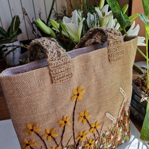 Hand embroidered jute bag - little flowers pattern