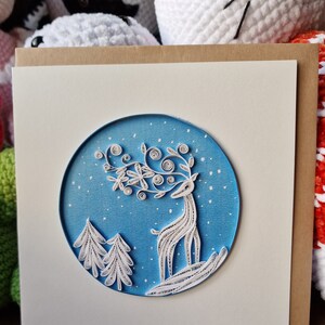 Carte de voeux joyeux Noël et voeux de fin d'année - Cerf des neiges
