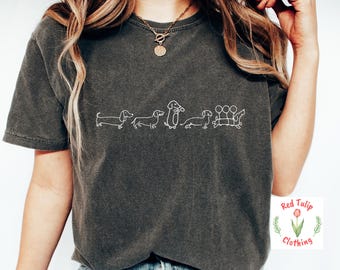 Comfort Colors® Dachshund Mom Shirt, Dachshund Personalized Shirt, Dog Personalized Gift Shirt, Dachshund Mama gift, Dachshund Gift Shirt