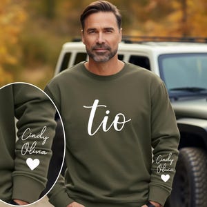 Personalized Tio Sweatshirt, Tio Hoodie, Gift for Tio, Pregnancy Announcement, Uncle Sweatshirt, New Tio Hoodie