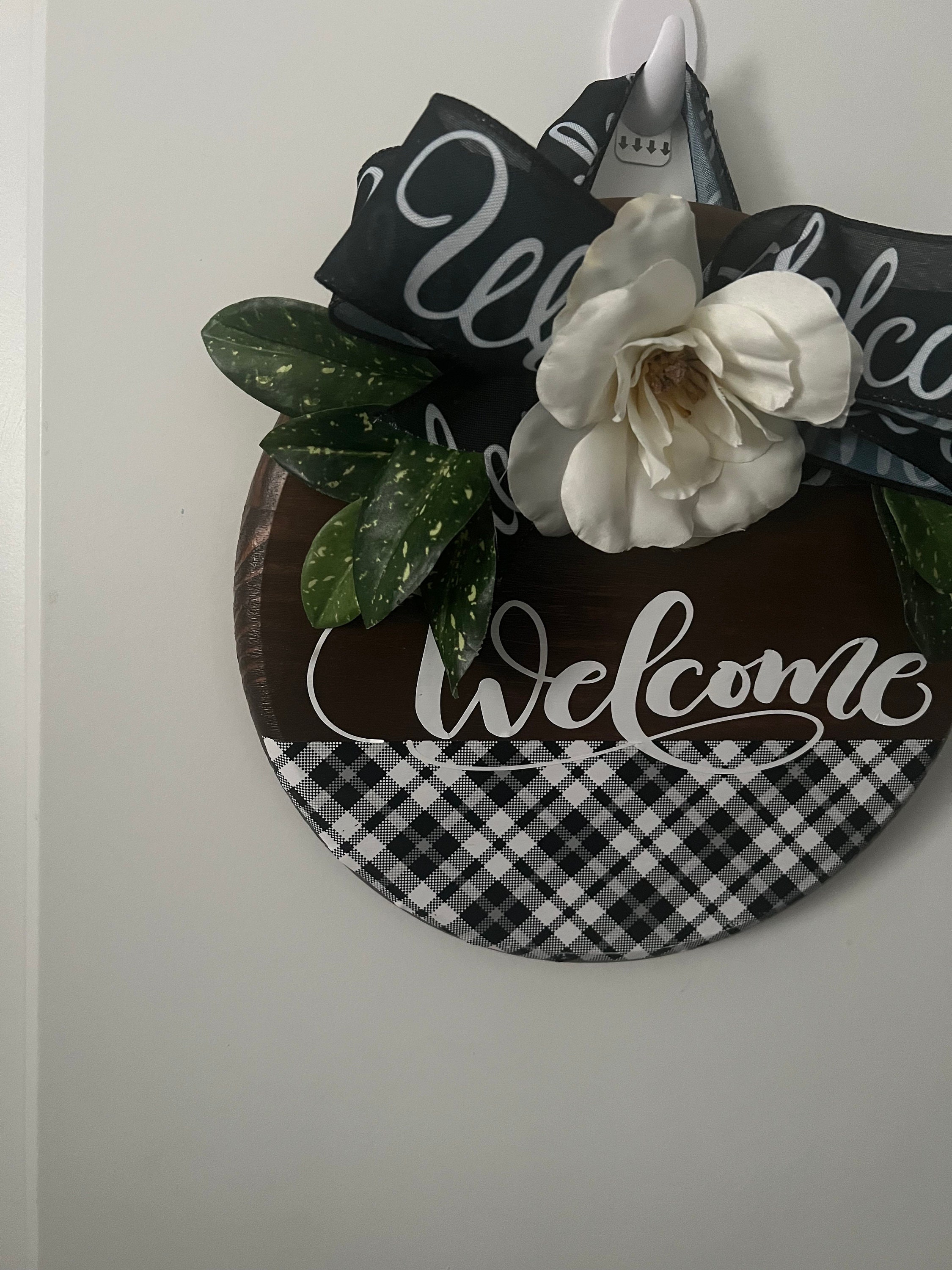 Rustic Wood Welcome Sign With Buffalo Check Accent - Etsy