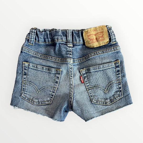 Short Levi vintage taille 5