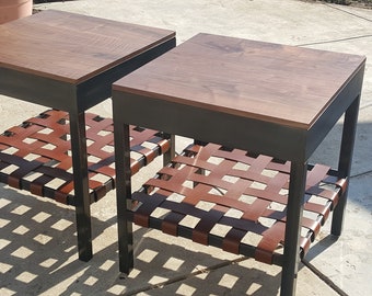 Lether wood and metal end table.