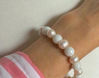 Bransoletka z fasetowanych koralików z barwionego jadeitu z Malezji, bransoletka z koralików z białej perły wodnej, ręcznie robiona biżuteria, elastyczna bransoletka do układania