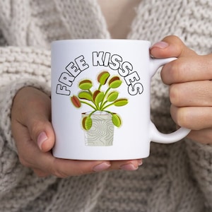 Free Kisses Venus Fly Trap Mug – Hilarious Plant Lover Gift