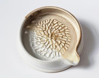 Hand Thrown Ceramic Garlic Grater/Herb Stripper Tan/White